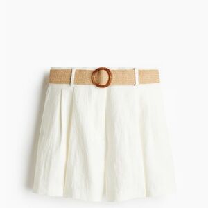 H&M White Shorts with Tan Belt size 14